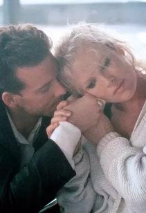 爱我九周半在线观看,重温经典爱情喜剧,在线观看尽享欢乐时光 第2张 爱我九周半在线观看,重温经典爱情喜剧,在线观看尽享欢乐时光 第2张